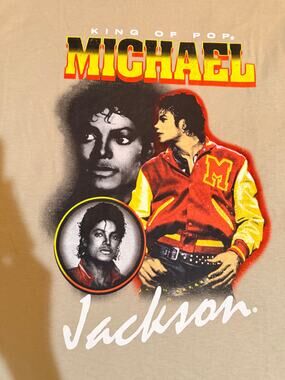Michael Jackson King of Pop Graphic Tee Tan M NWOT M&O Gold